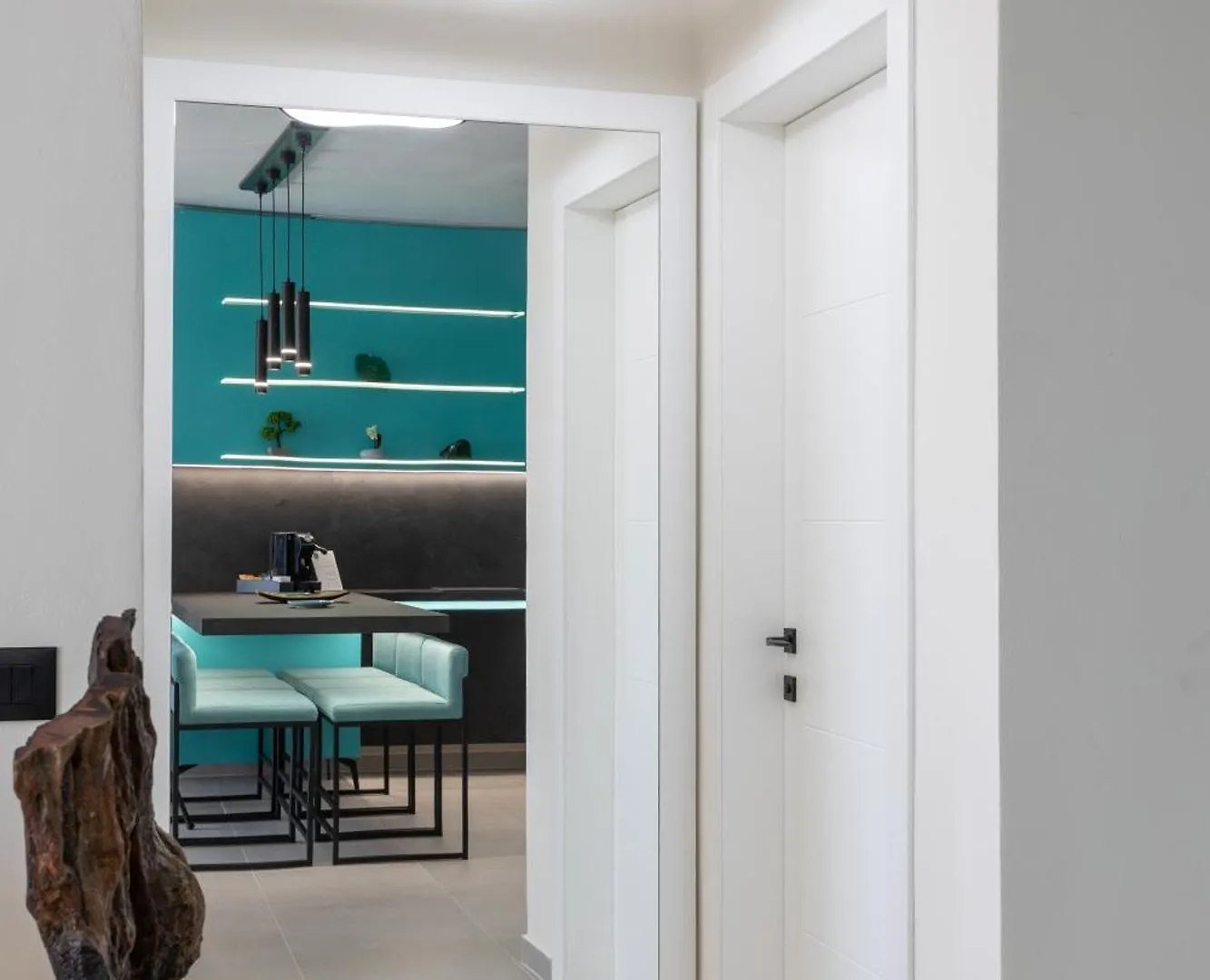 Apartment The View - Tiffany Luxury 2 Bedroom Free Parking, Central Sarande